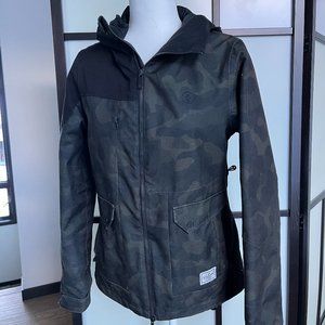Womens Volcom Ski/Snowboard Camo Jacket Size S